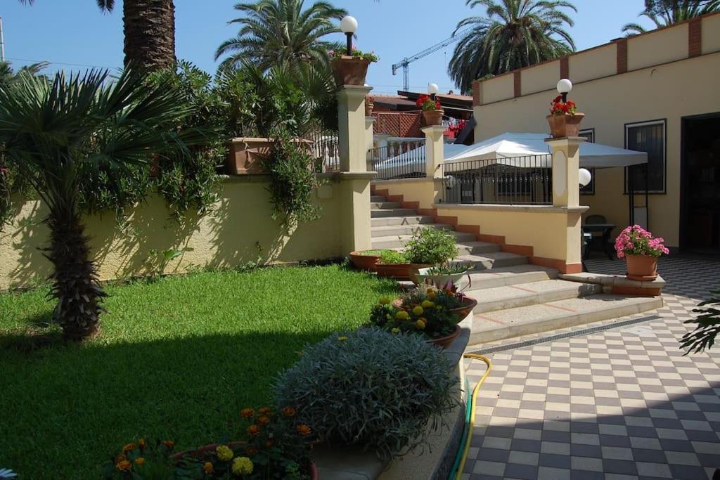 Bed & Breakfast Villino Gregoraci Relais 3*